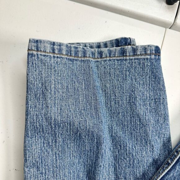 EUC CHICO’s Women’s Relax Fit Blue Jeans - Size 2 = Size 12 - Picture 7 of 8
